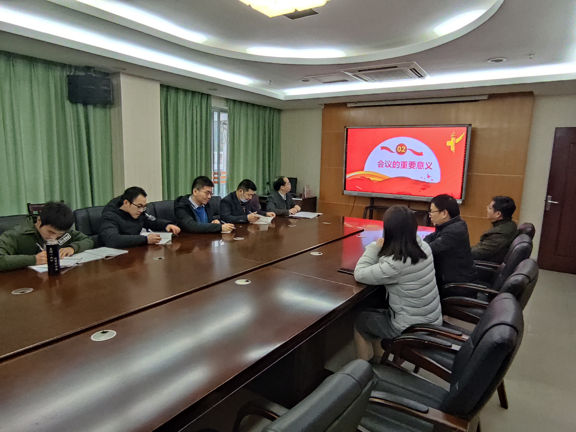 照片3.jpg 照片3.jpg