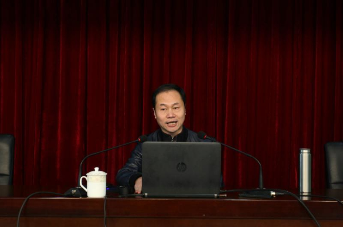 微信图片_20190108105829_编辑.jpg 微信图片_20190108105829_编辑.jpg