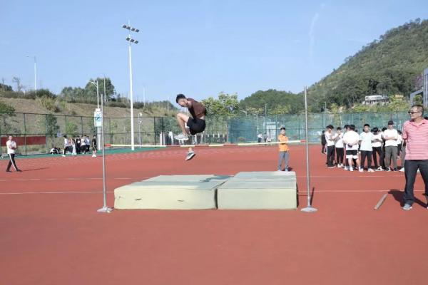 微信图片_20191024101211.jpg