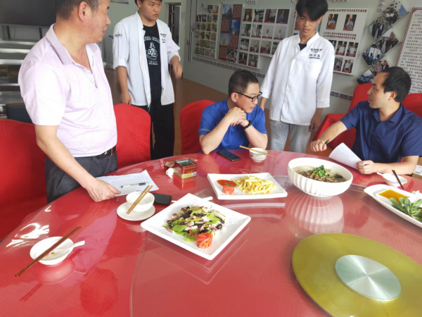 5月11日商贸系(热菜)职业教育周图片2.png