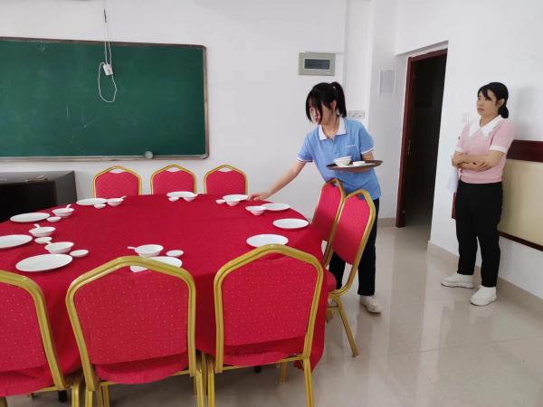 摆台1.jpg