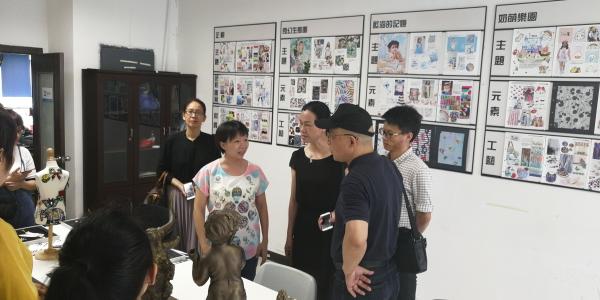 走访厦门大拇哥公司.jpg