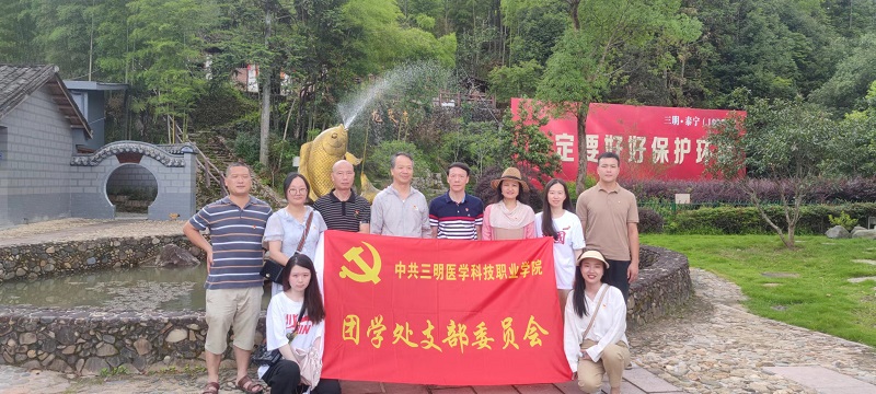 照片4.jpg 照片4.jpg