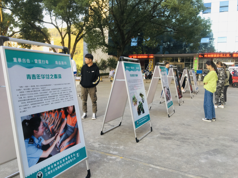 微信图片_20191118111018_编辑.jpg 微信图片_20191118111018_编辑.jpg