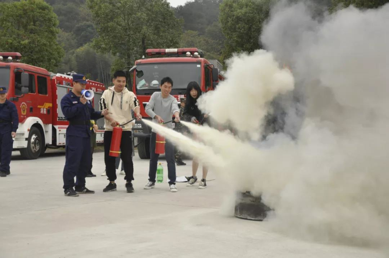 微信图片_20191120103103_编辑.jpg 微信图片_20191120103103_编辑.jpg