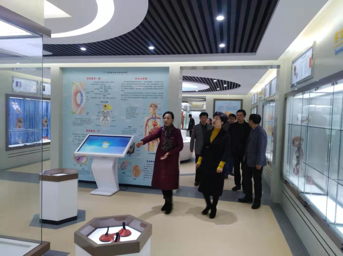 微信图片_20190221085037_编辑.jpg 微信图片_20190221085037_编辑.jpg